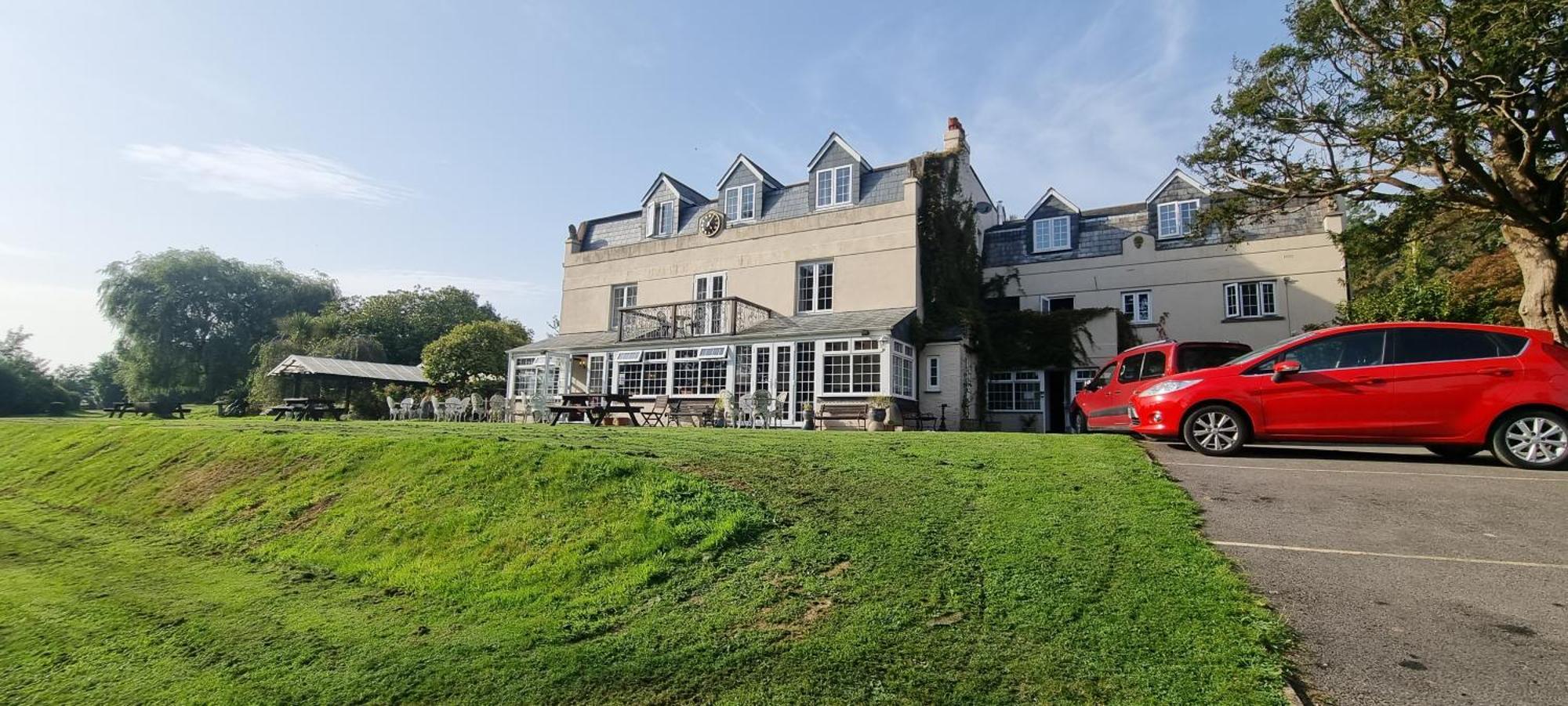 Menheniot No 4 Trelawney Apartment - Onsite Bar - Restaurant - Horse Riding מראה חיצוני תמונה