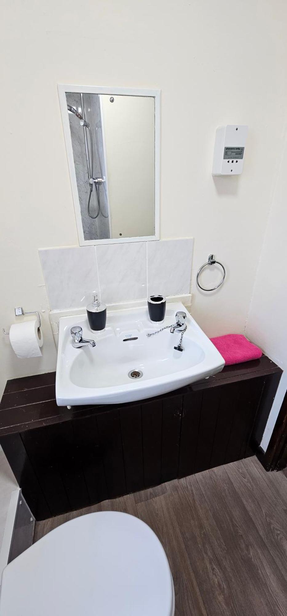 Menheniot No 4 Trelawney Apartment - Onsite Bar - Restaurant - Horse Riding מראה חיצוני תמונה